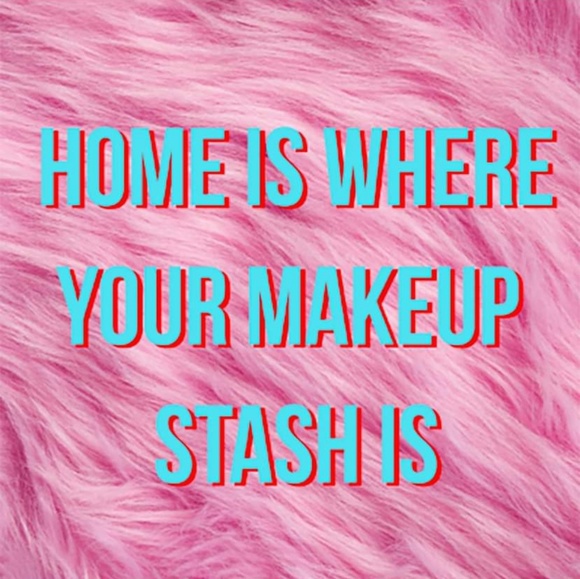 Angie, Posh Ambassador - Picture 5 of 15